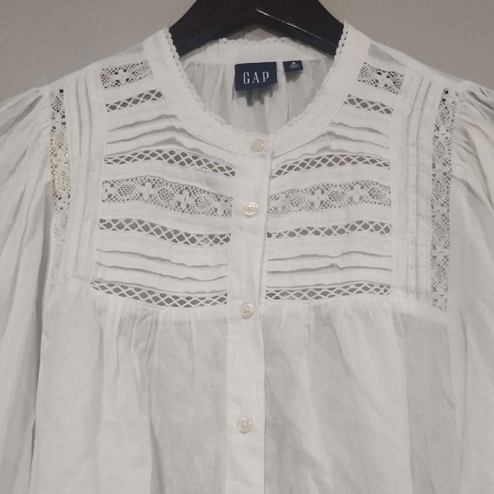 GAP White Lace Detail Blouse - Picture 2 of 5